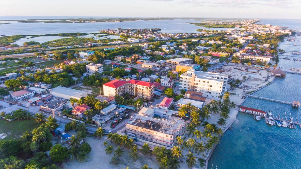 Tropical Palace Hotel San Pedro  Exteriör bild
