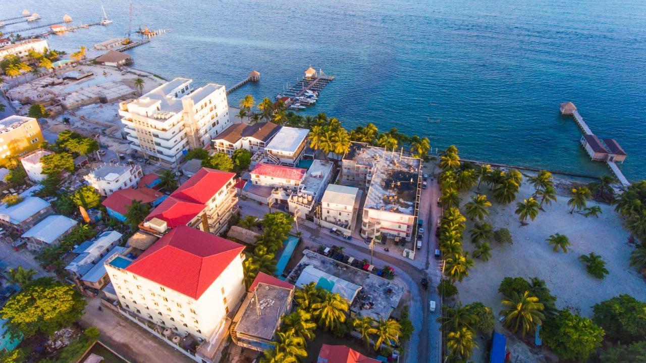 Tropical Palace Hotel San Pedro  Exteriör bild
